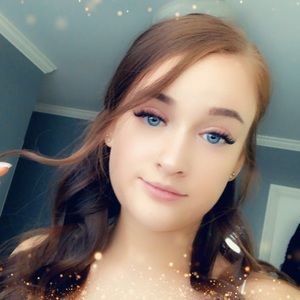 Meet your Posher, Ava